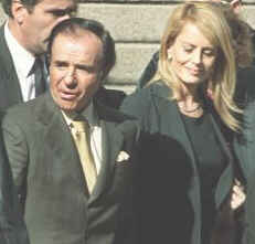 Menem leaves court 7 June 2001