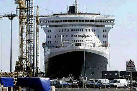 Queen Mary 2 on 24 Sep 2003